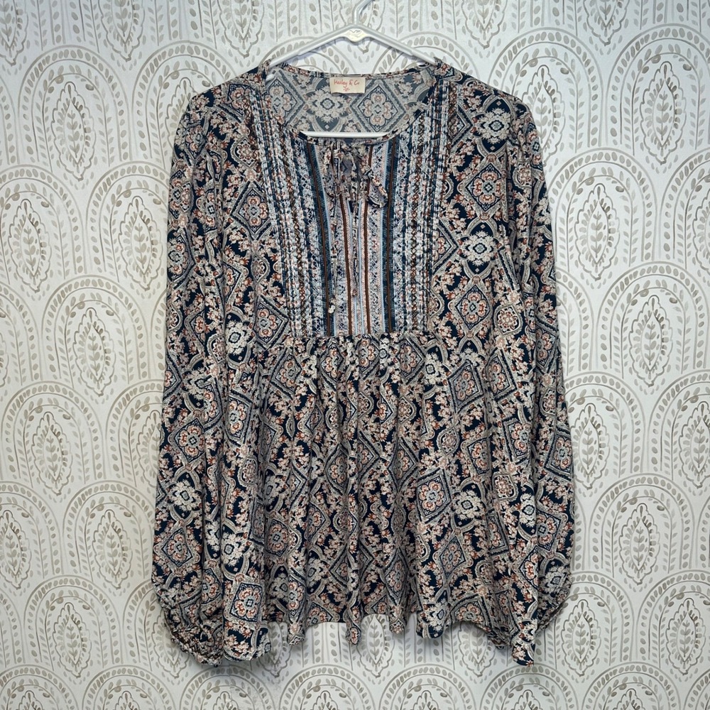 Hailey & Co Women tunic Peasant Boho Geometric Print Long Sleeve Tie Neck - Picture 1 of 9